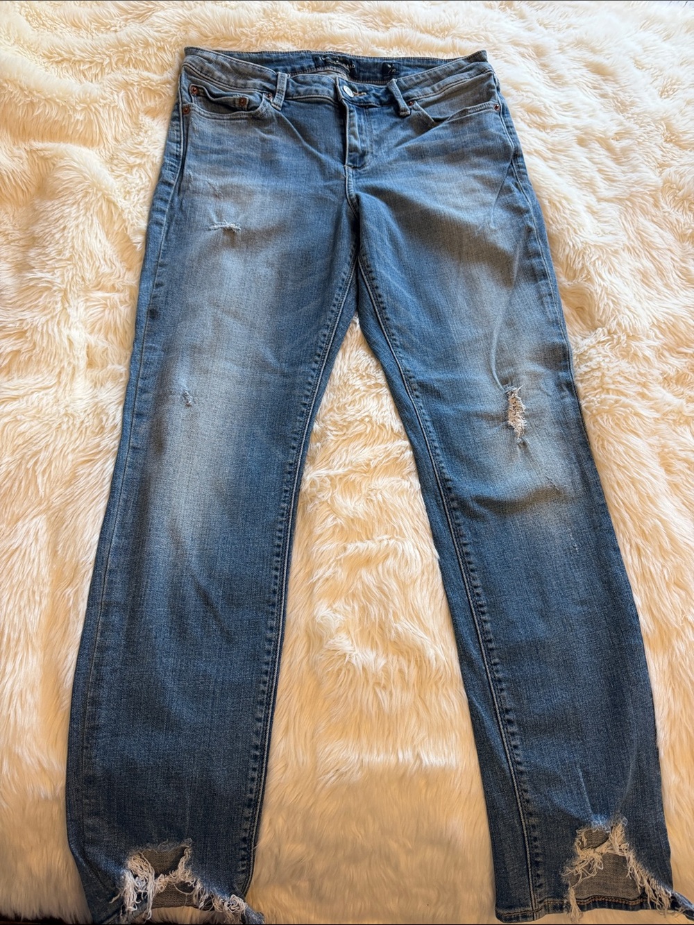 Lucky Brand Women’s Distressed Straight Leg Jeans - Blue